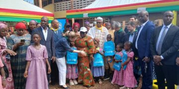 Guinée : 1.000 kits scolaires remis à Dar-es-Salam