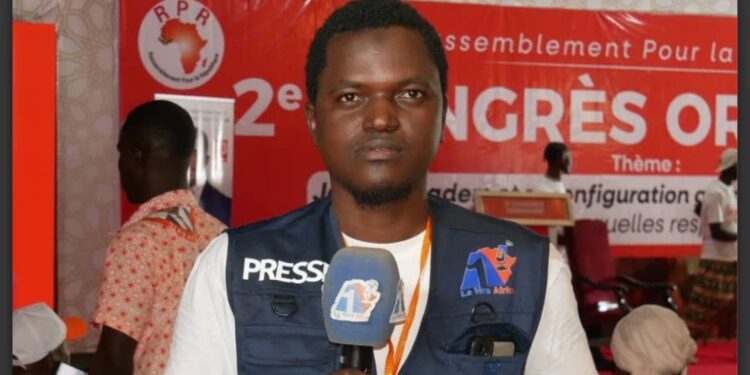 Tribune : Quand les plumes s’inclinent devant les décrets